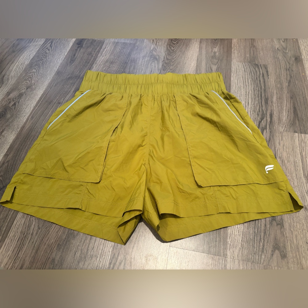 Fabletics Women's green Athletic Shorts high waste athletic active running